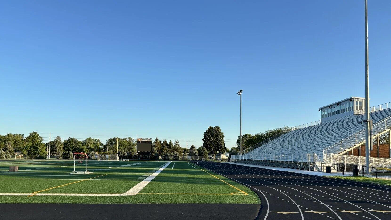 High school notes: Fremont's new football stadium, Class B football scheduling model